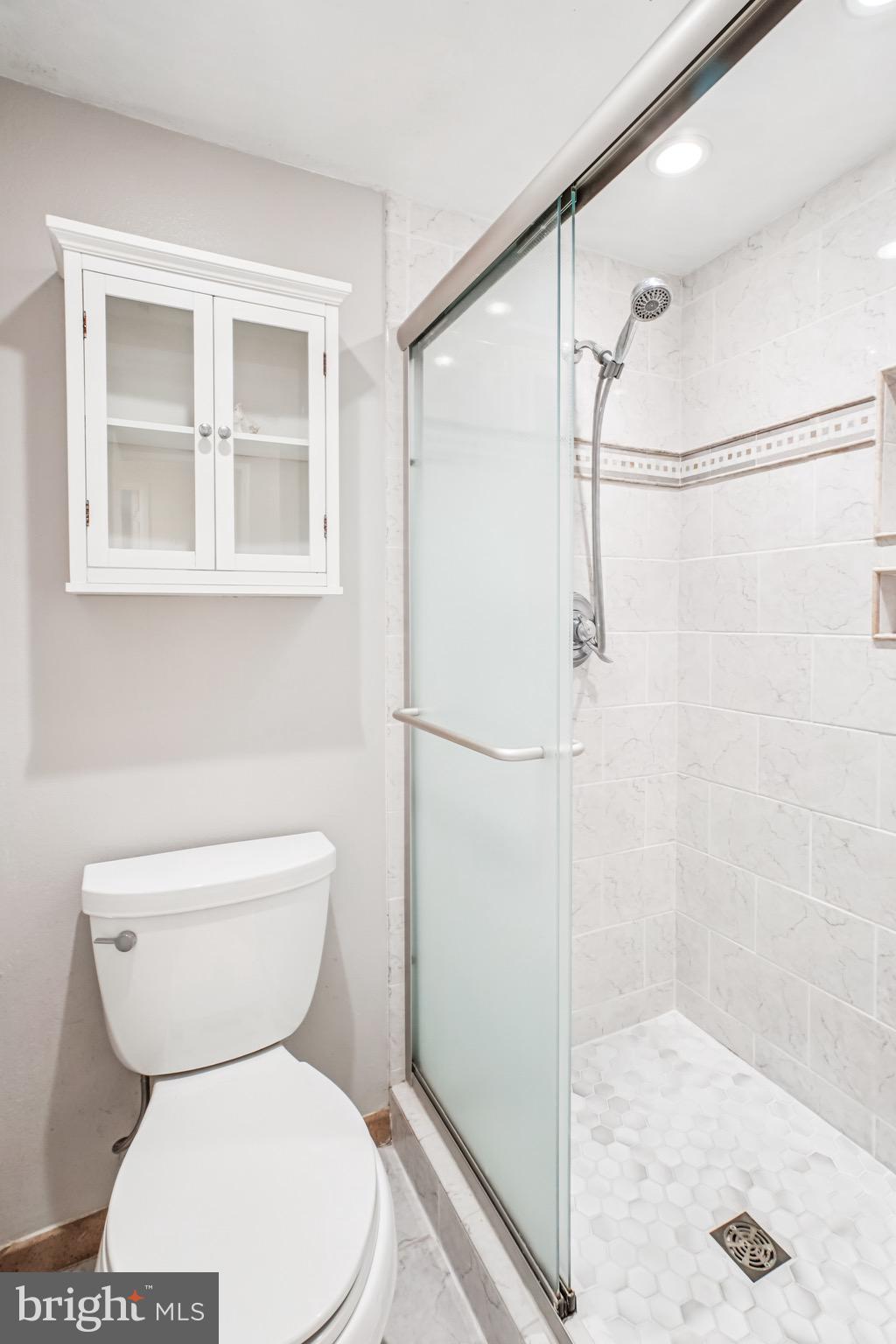 6101 EDSALL ROAD 402