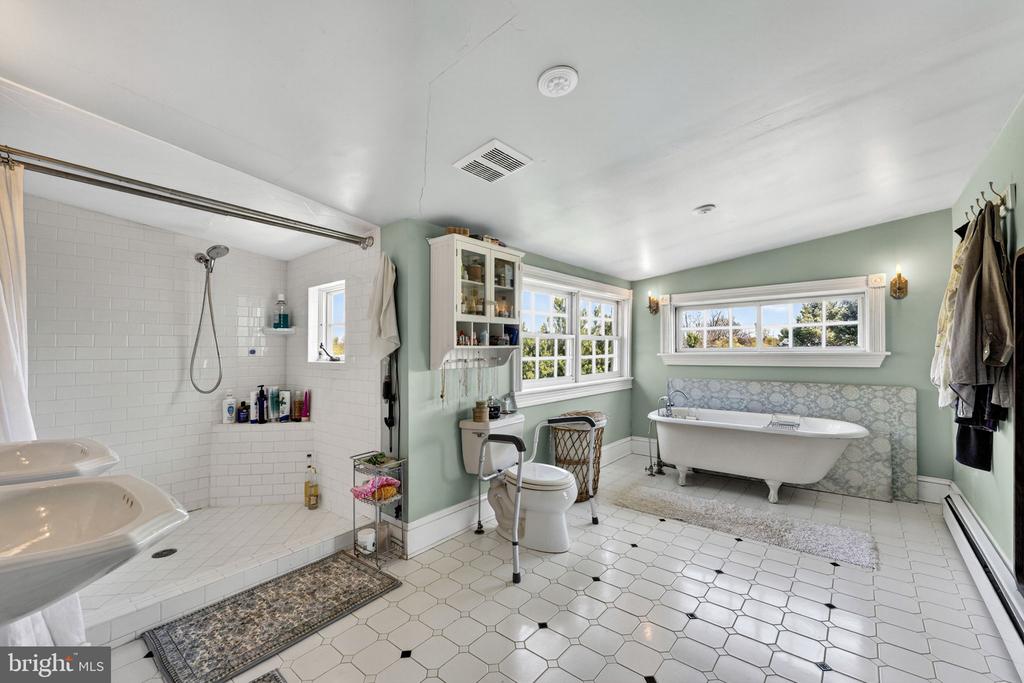 871 OLD CHAPEL ROAD