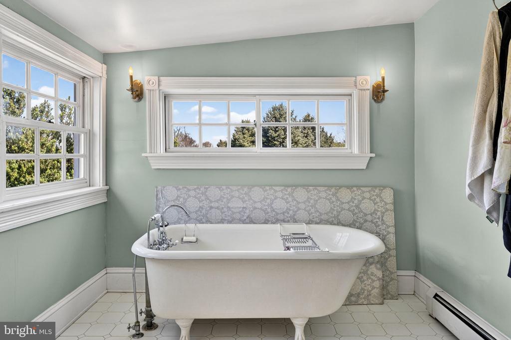 871 OLD CHAPEL ROAD