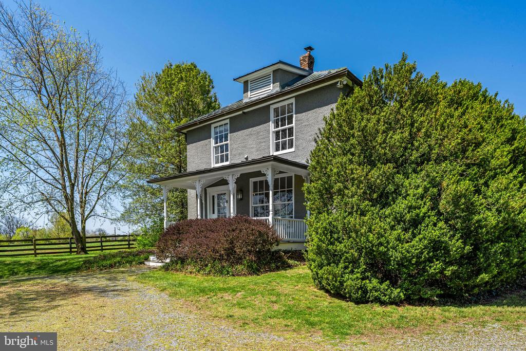 871 OLD CHAPEL ROAD