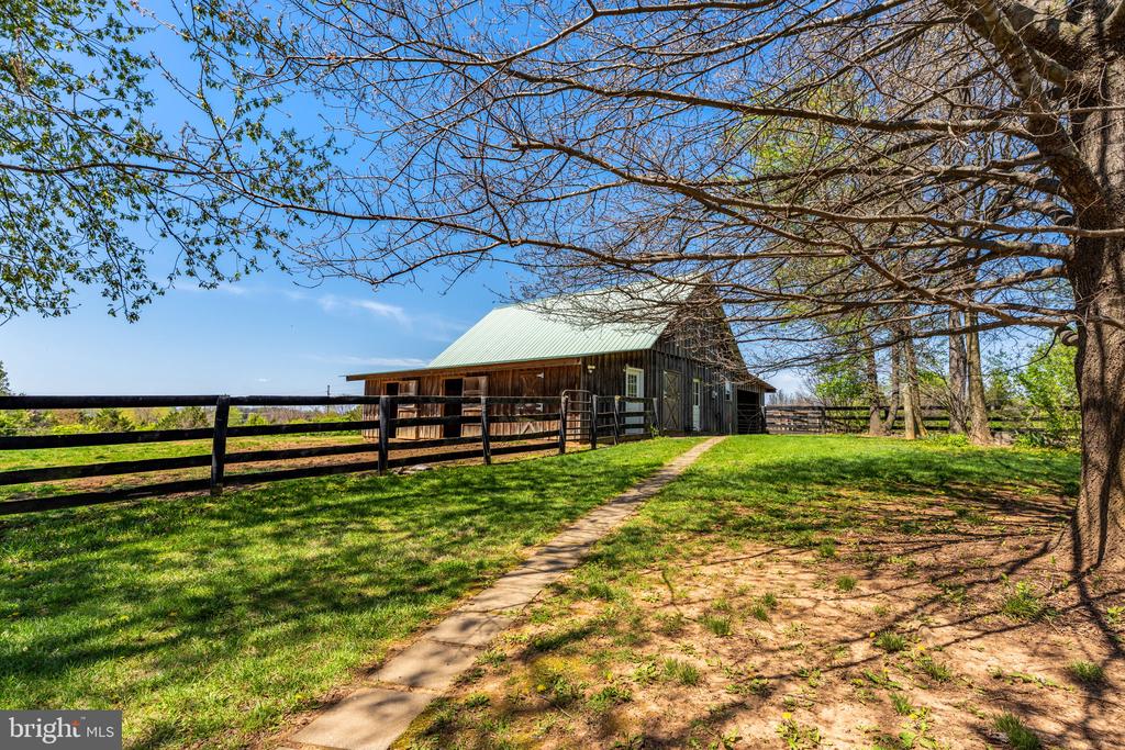 871 OLD CHAPEL ROAD