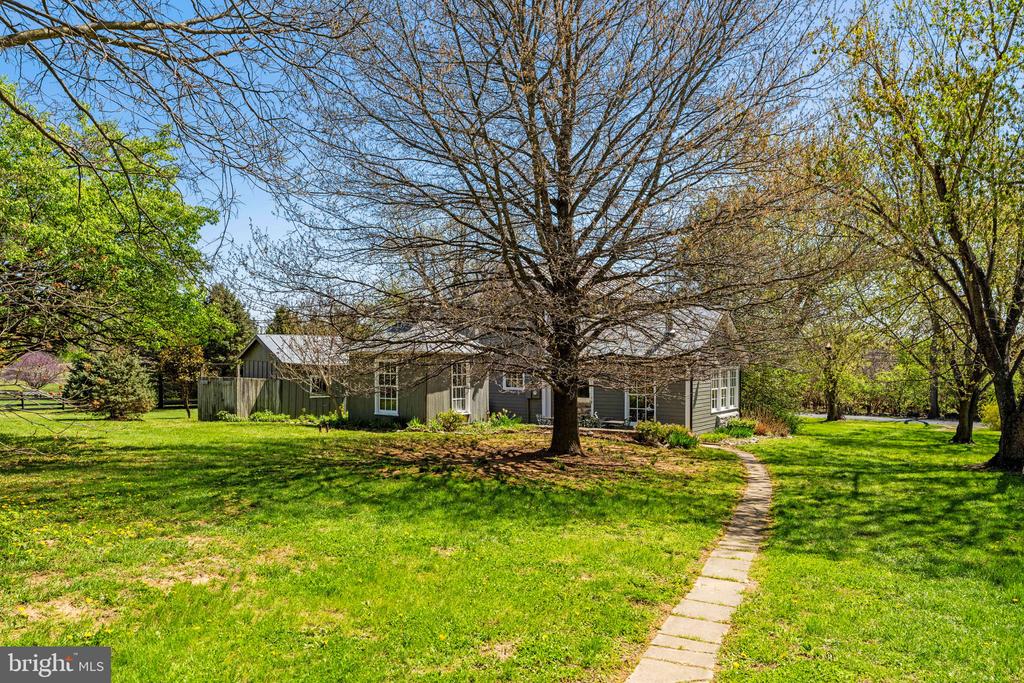 871 OLD CHAPEL ROAD