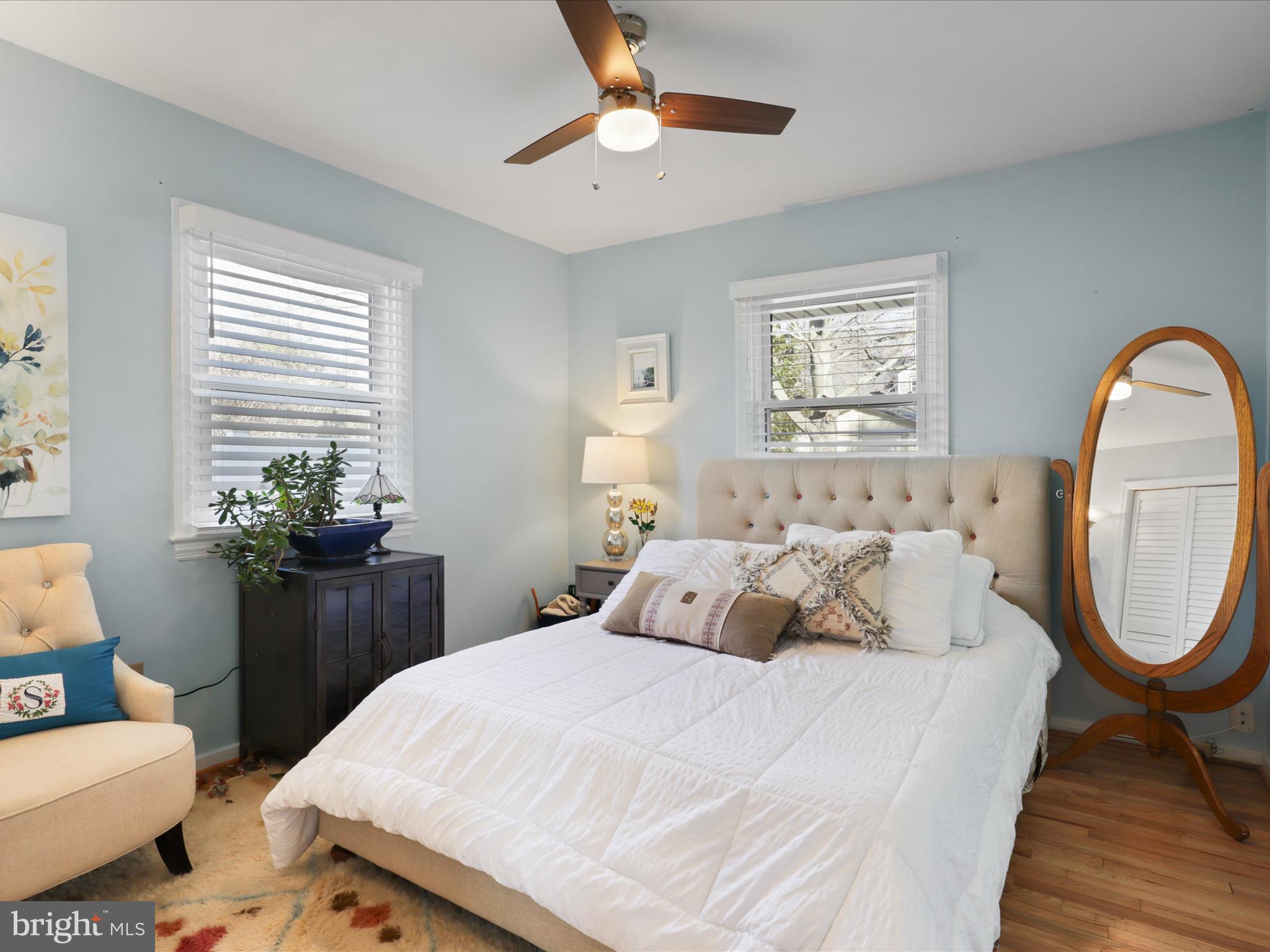 7009 Vanderbilt Dr