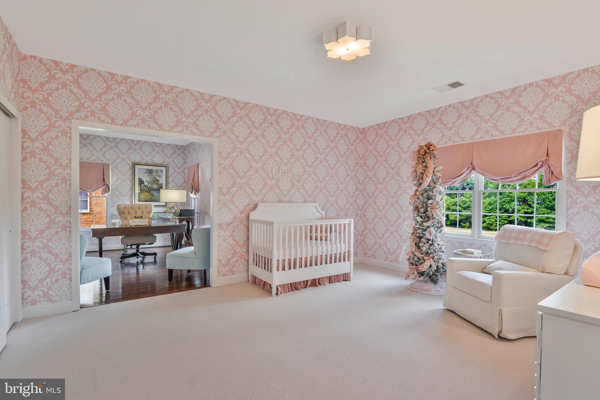 15214 Golf View Dr