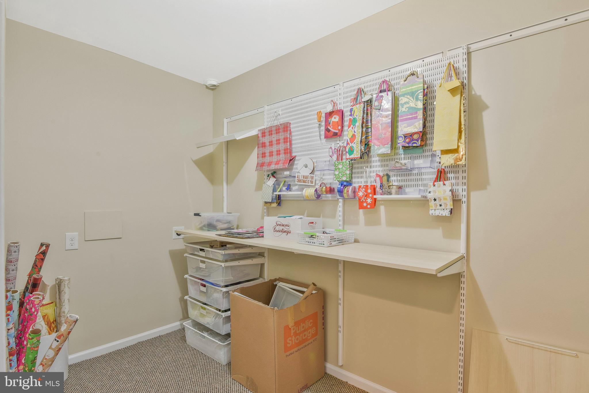 15214 Golf View Dr