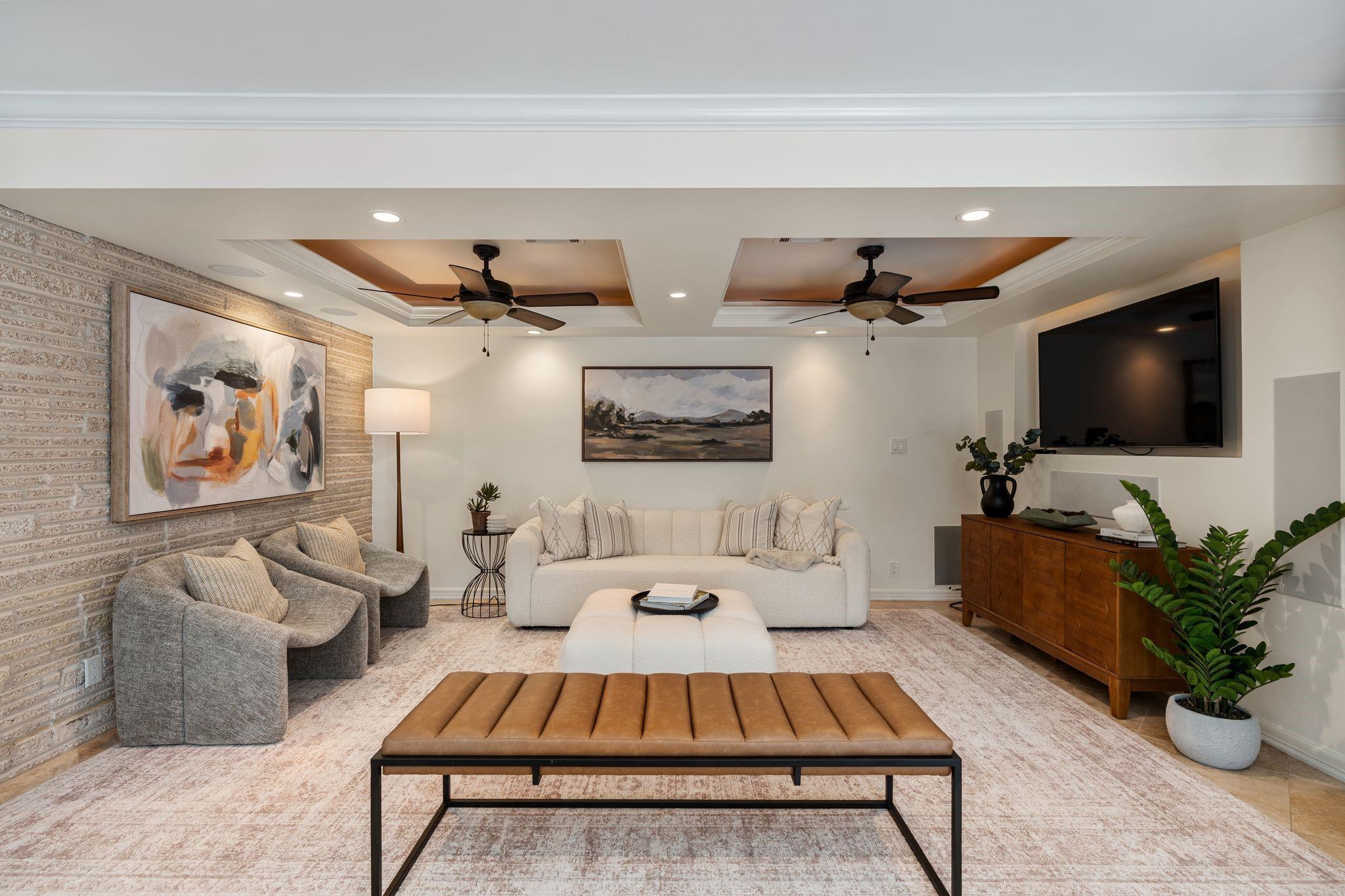 10034 Meadow Lake Lane