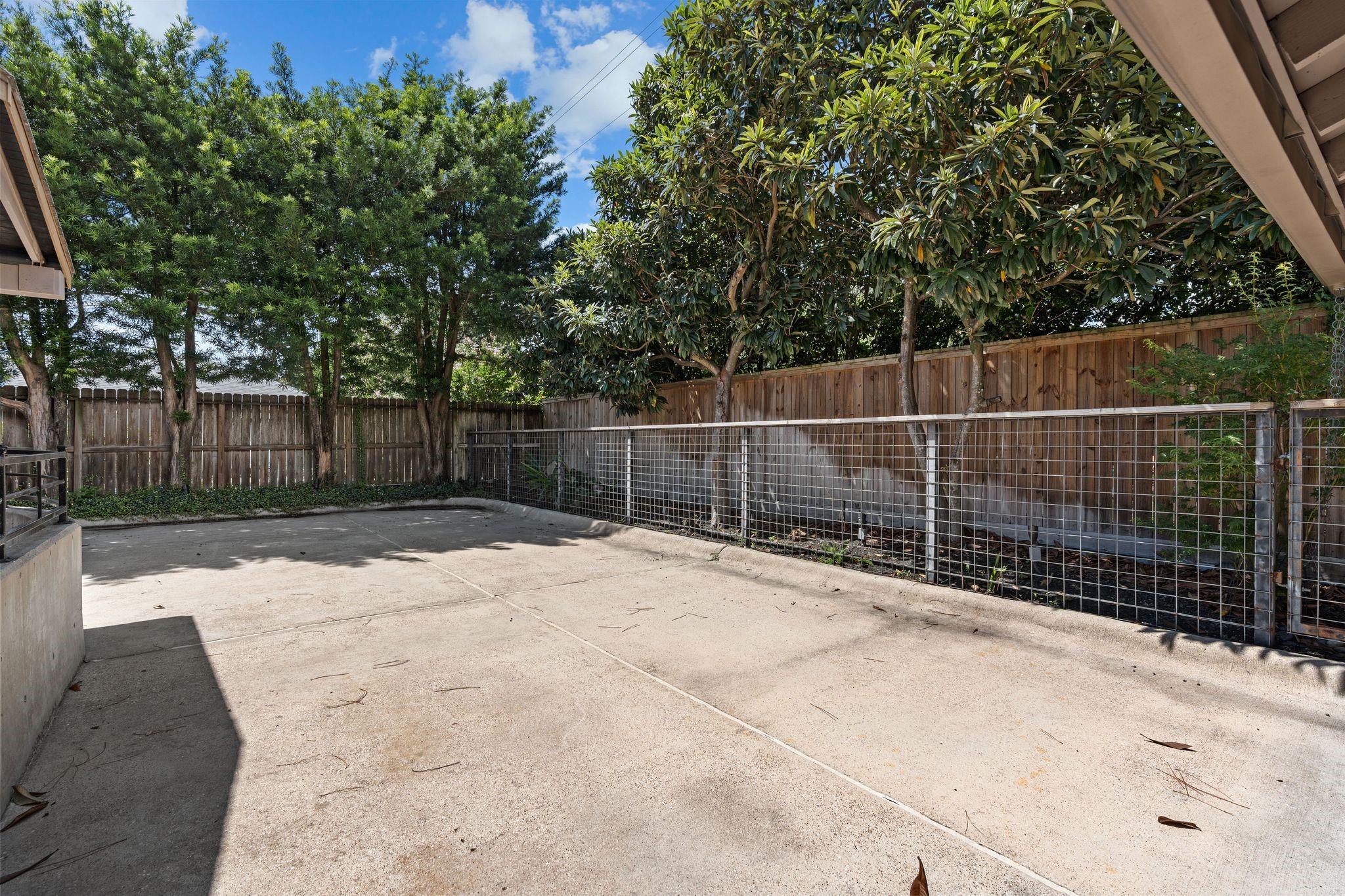 10034 Meadow Lake Lane