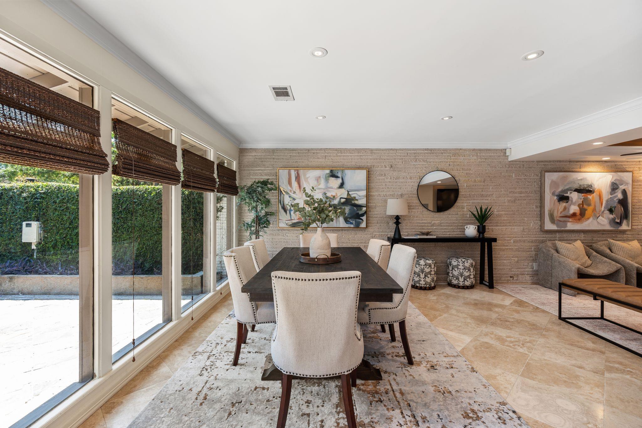 10034 Meadow Lake Lane