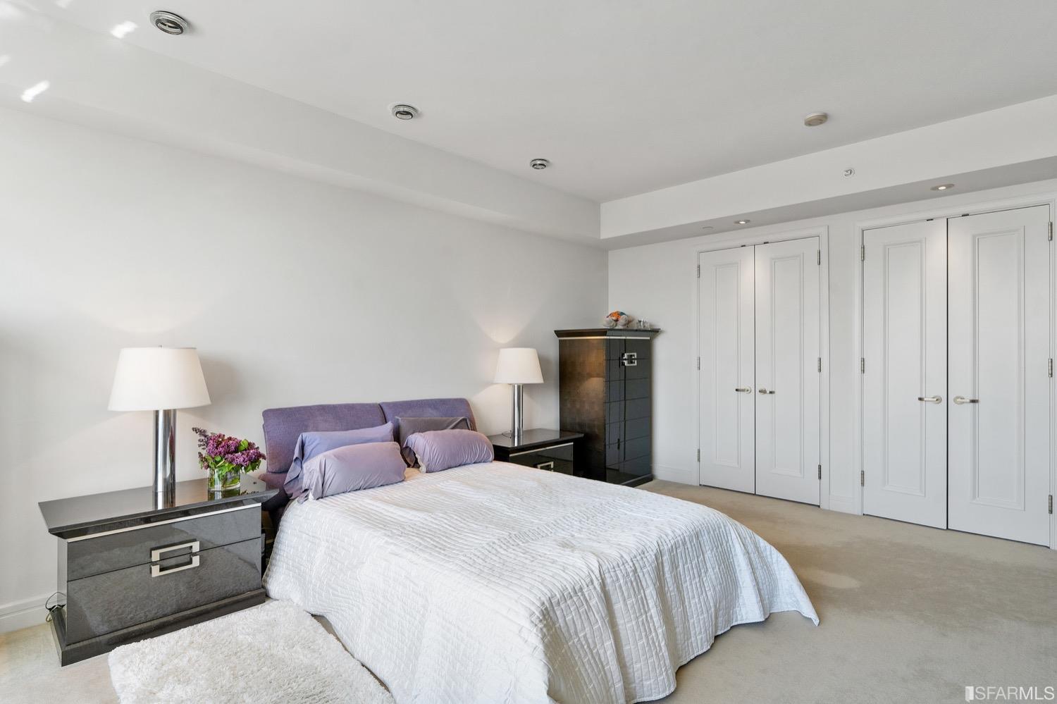 765 Market Street Unit: 33F