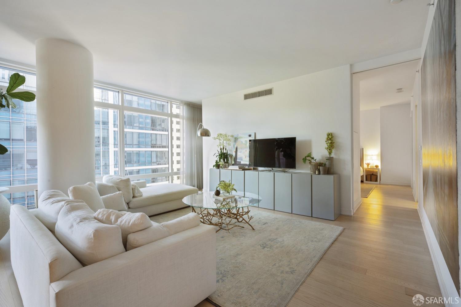 301 Mission Street Unit: 506