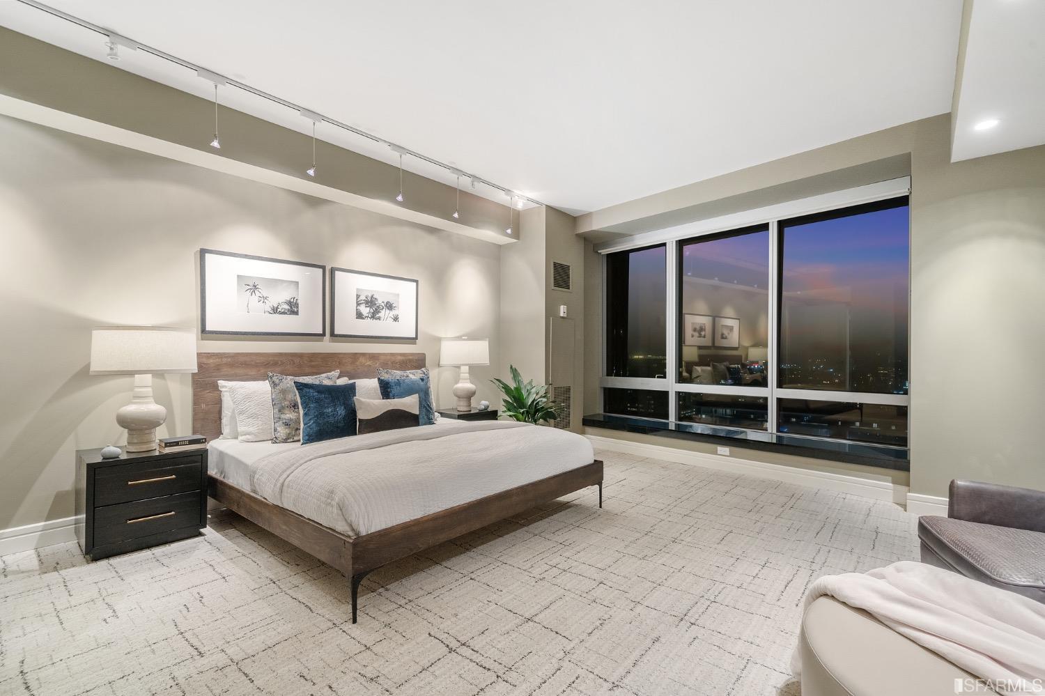 765 Market Street Unit: 23H