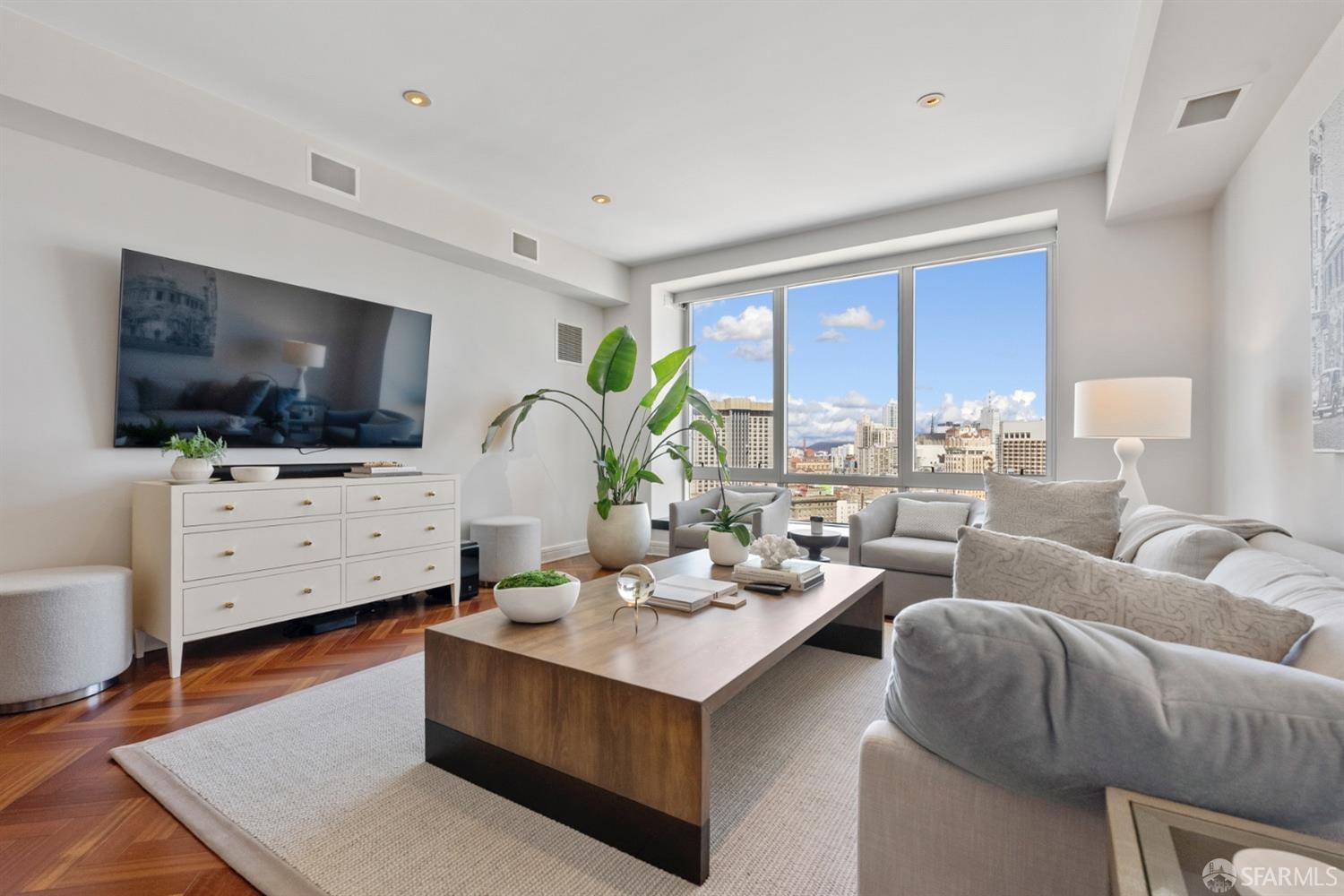 765 Market Street # 34E