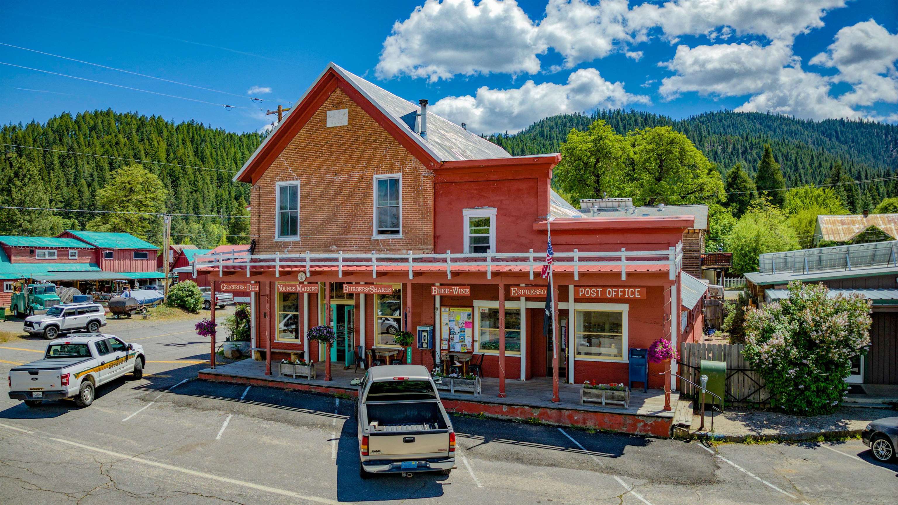 4368 Main Street