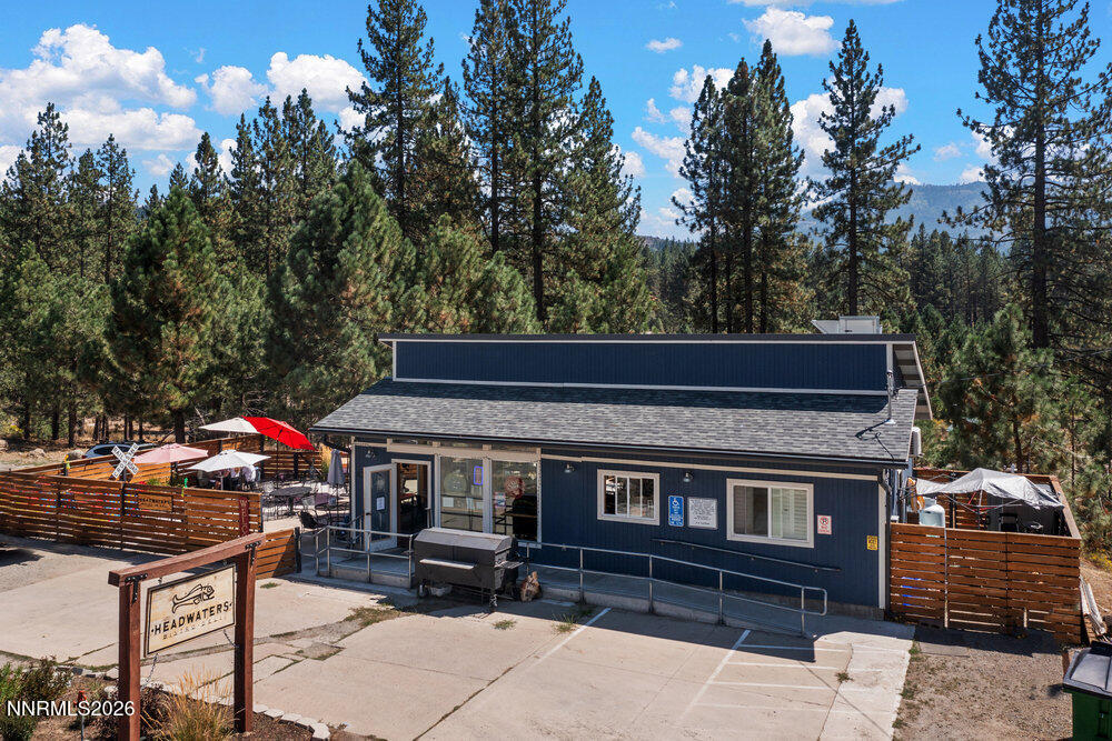 620 E Sierra Avenue