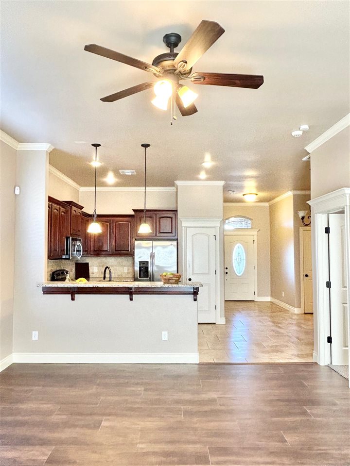 901 SW 79th