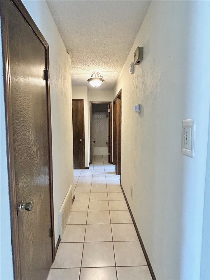 709 SW Chaucer Cir.