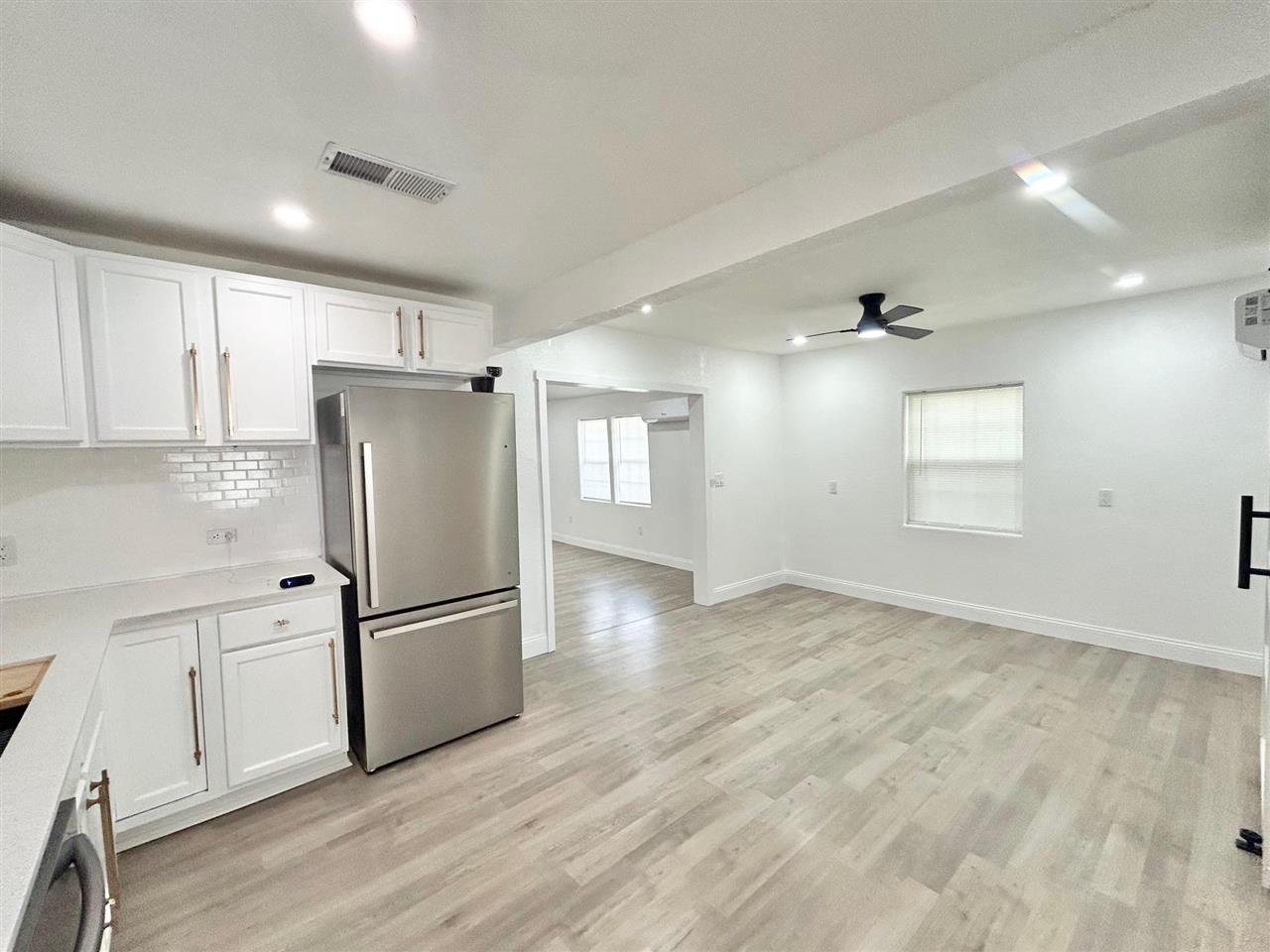 601 SW 24th Pl.