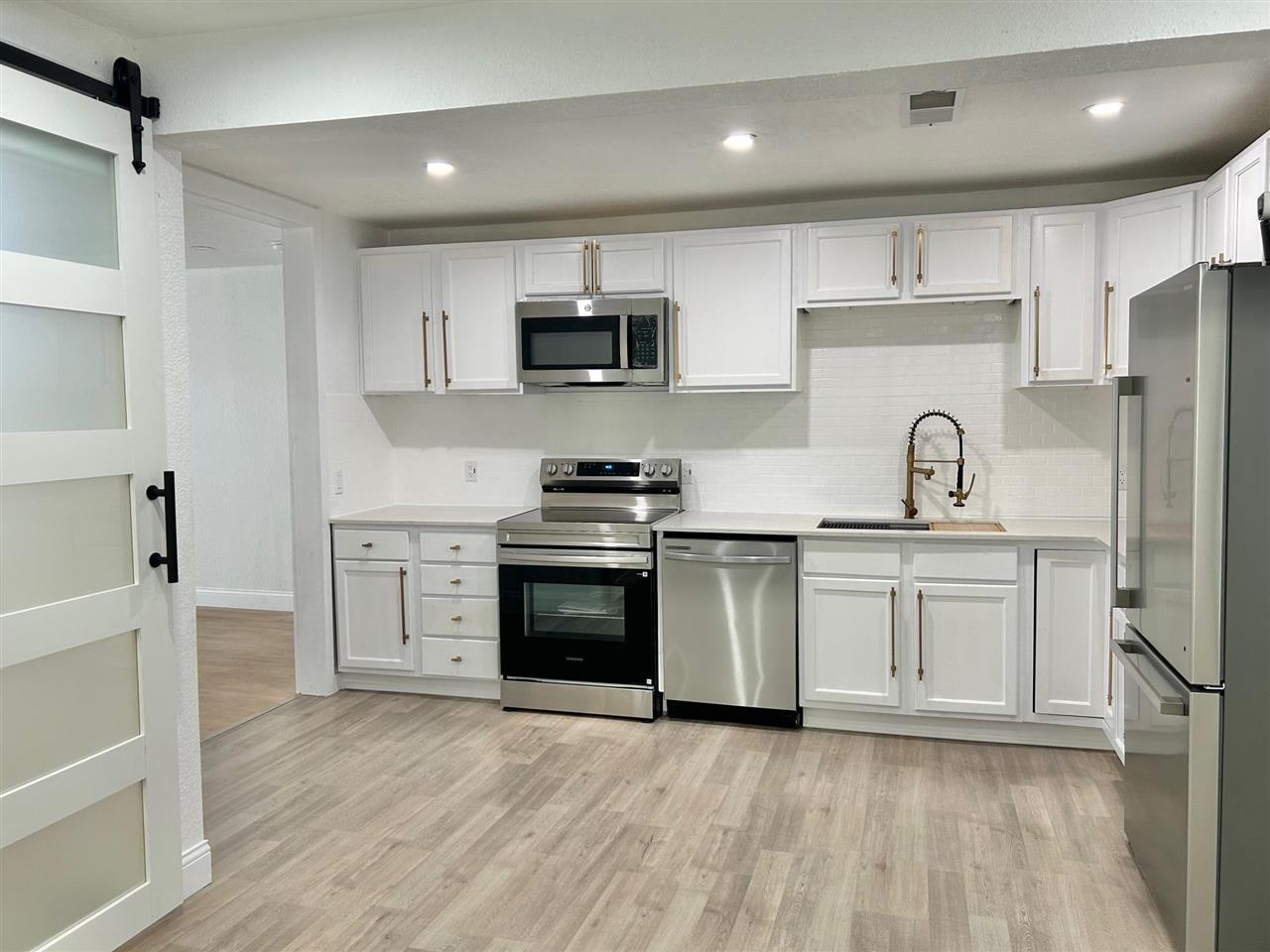 601 SW 24th Pl.
