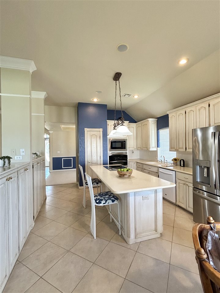 1210 NW Norwick