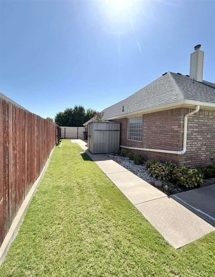 1210 NW Norwick