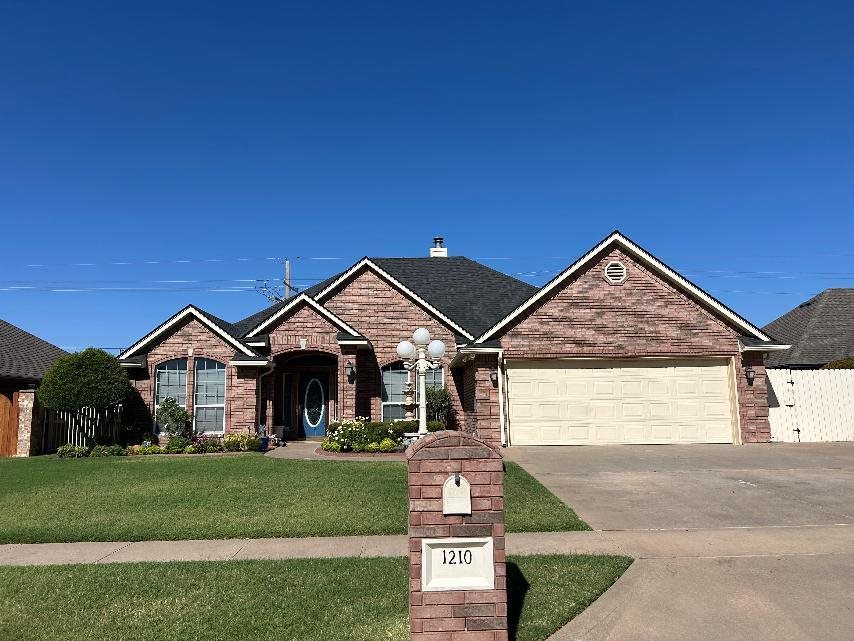1210 NW Norwick