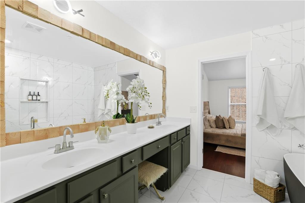 1790 Fair Oak Way Unit 12