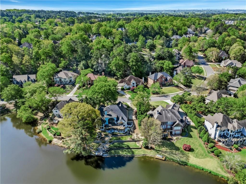 9170 Nesbit Lakes Drive