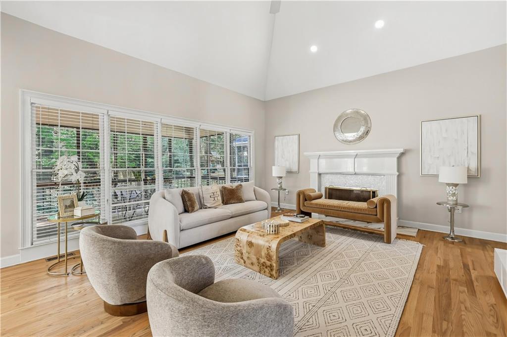 9170 Nesbit Lakes Drive