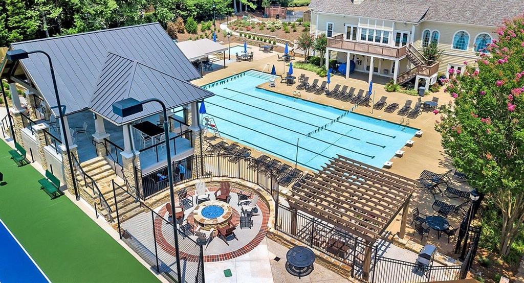 9170 Nesbit Lakes Drive