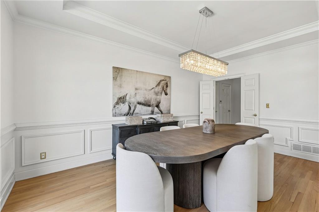 9170 Nesbit Lakes Drive