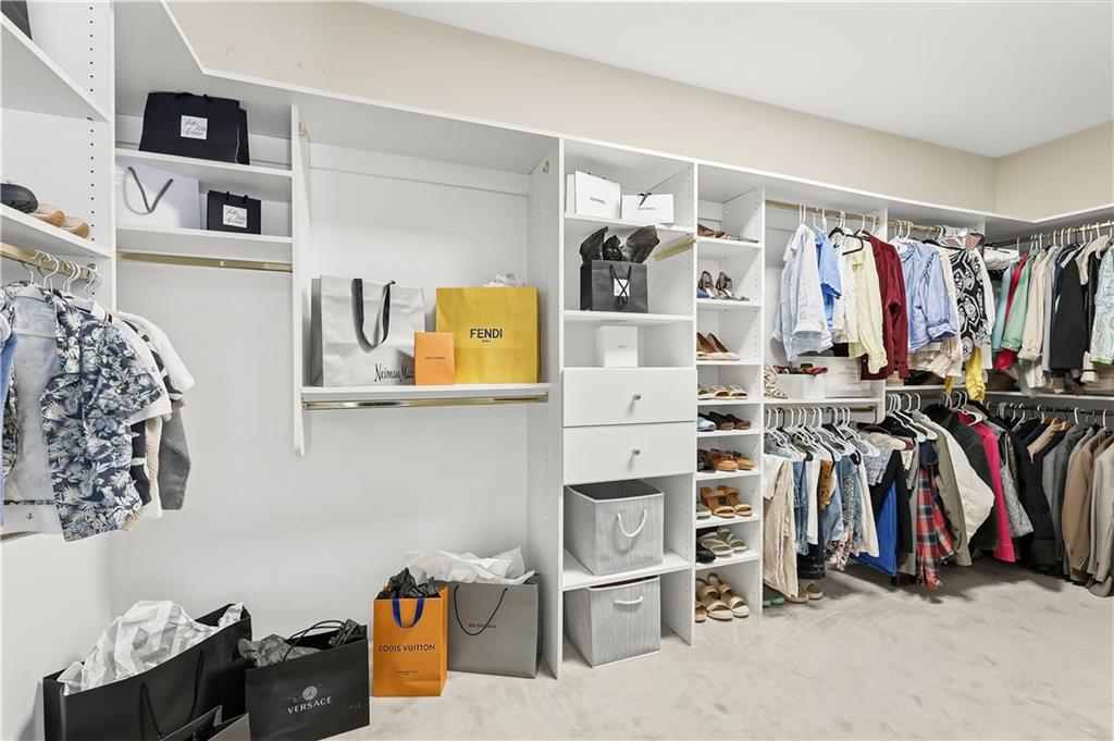 9170 Nesbit Lakes Drive