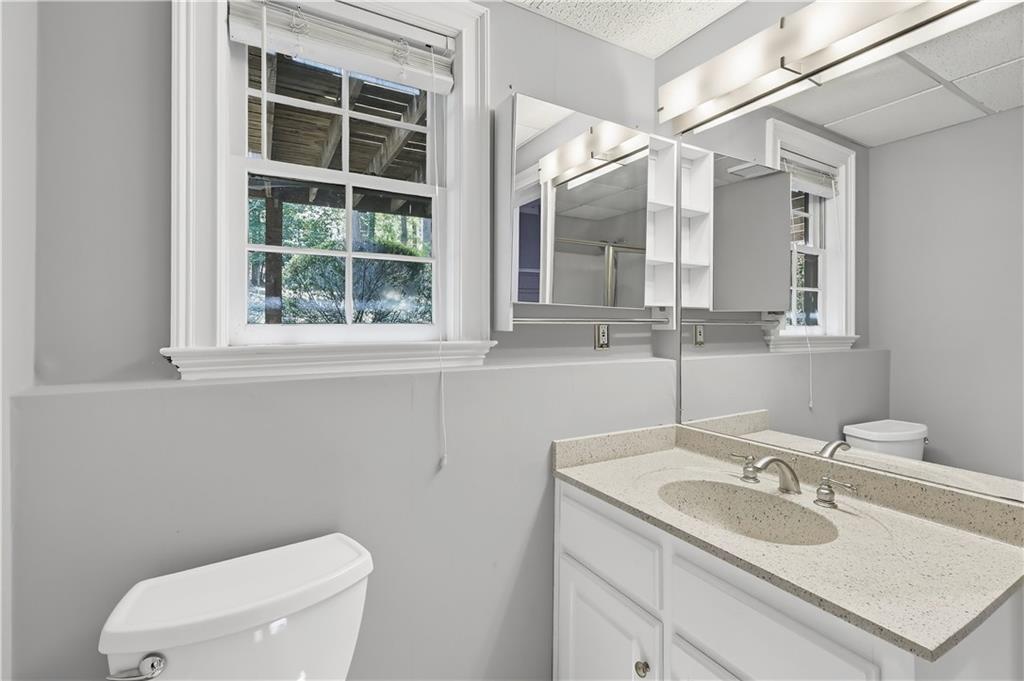 9170 Nesbit Lakes Drive