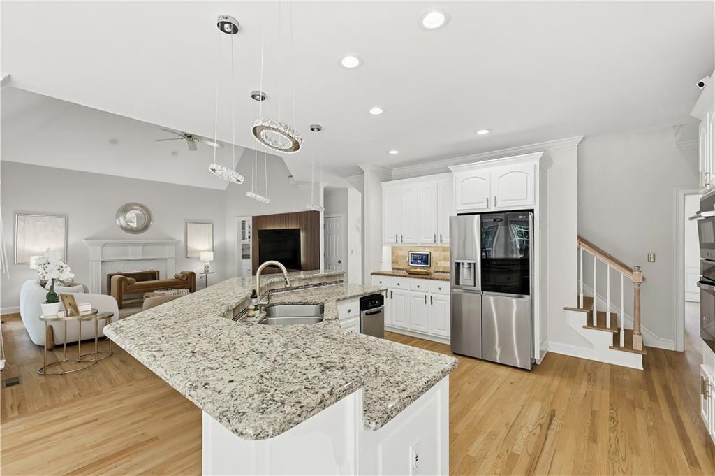 9170 Nesbit Lakes Drive