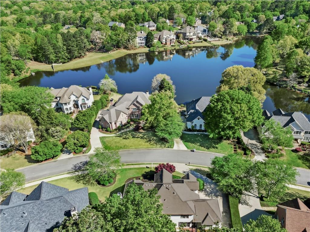 9170 Nesbit Lakes Drive