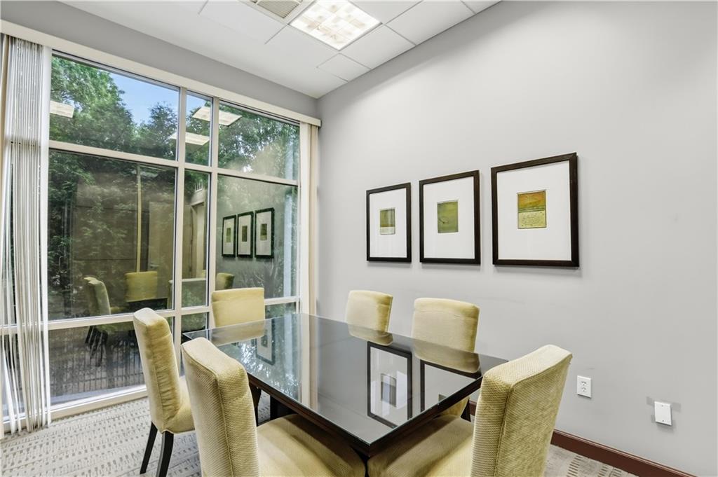 2626 Peachtree Road NW Unit 606