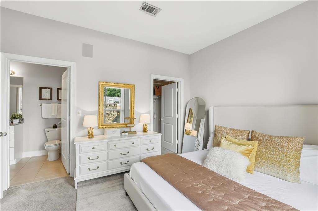 2626 Peachtree Road NW Unit 606