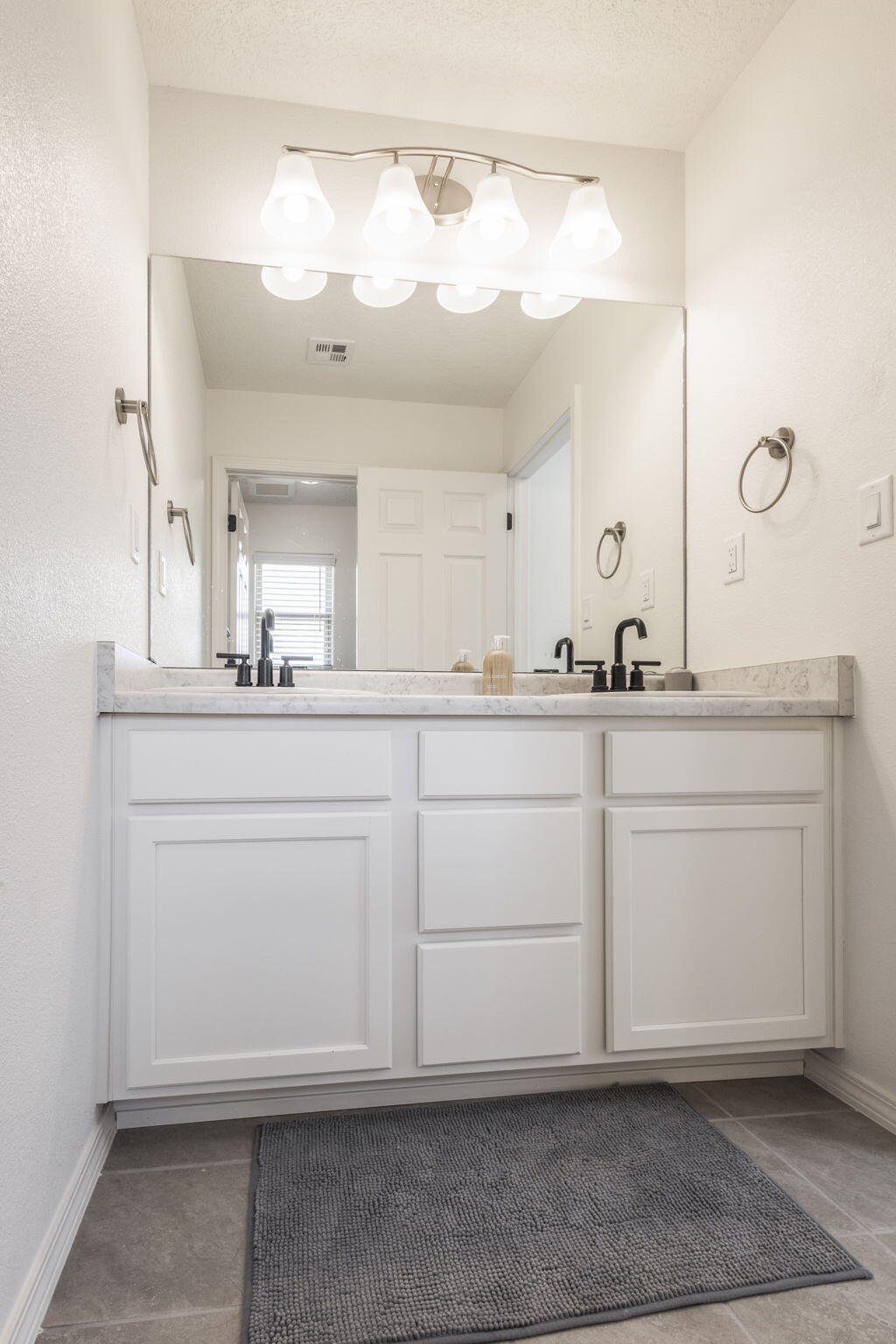 1691 Camino Culiacan SW