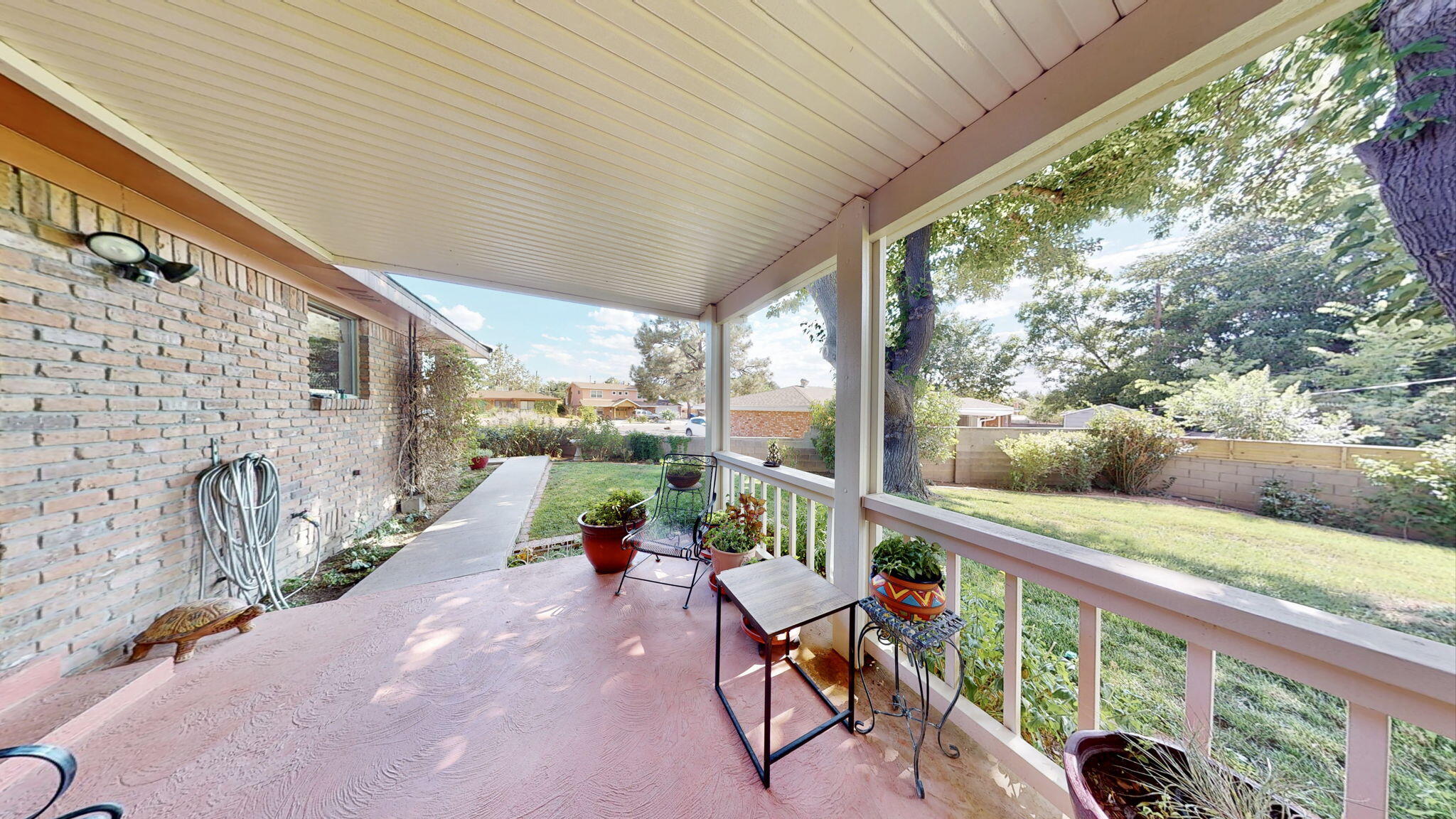 1701 Bellehaven Court NE