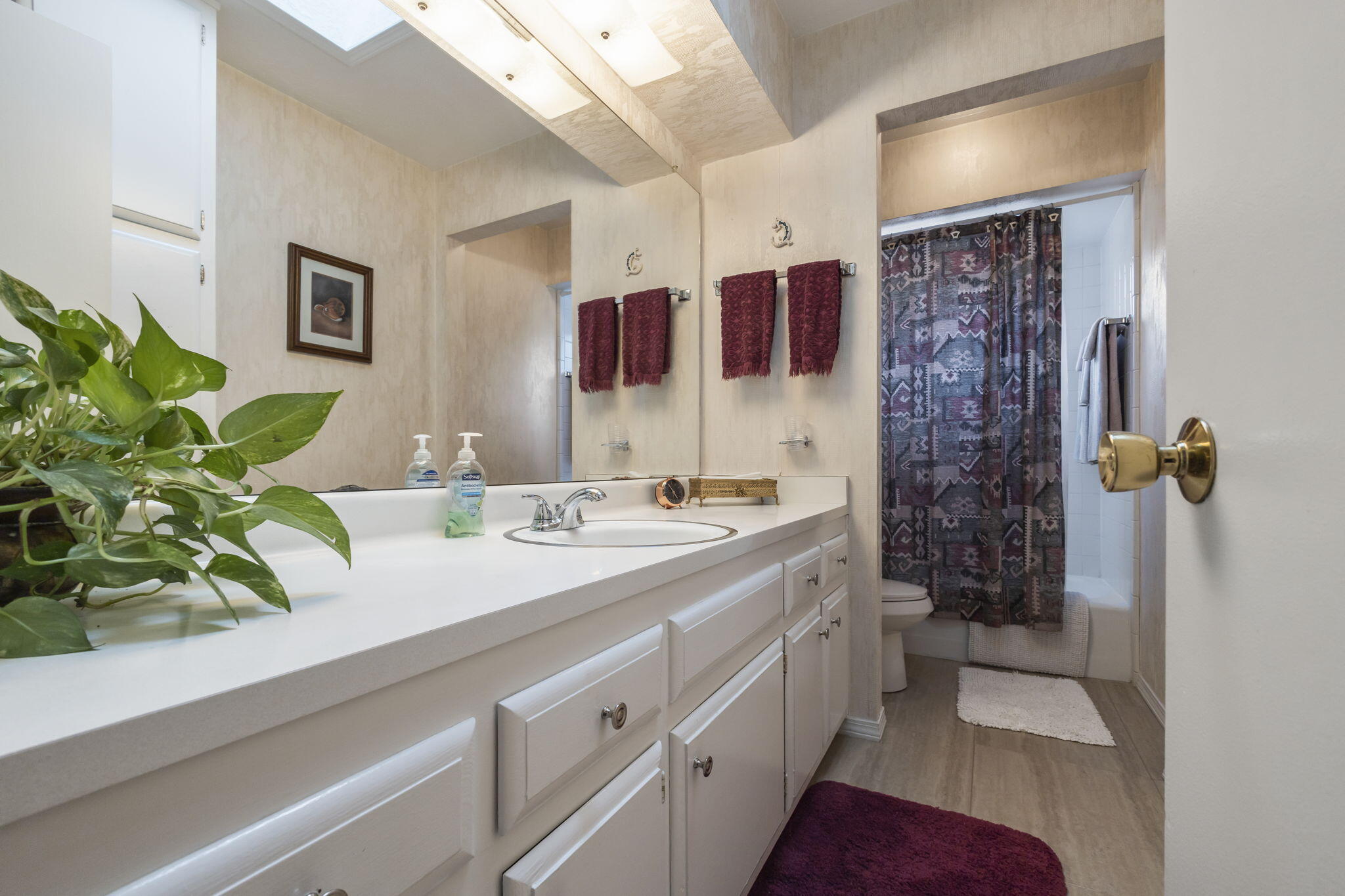 1701 Bellehaven Court NE