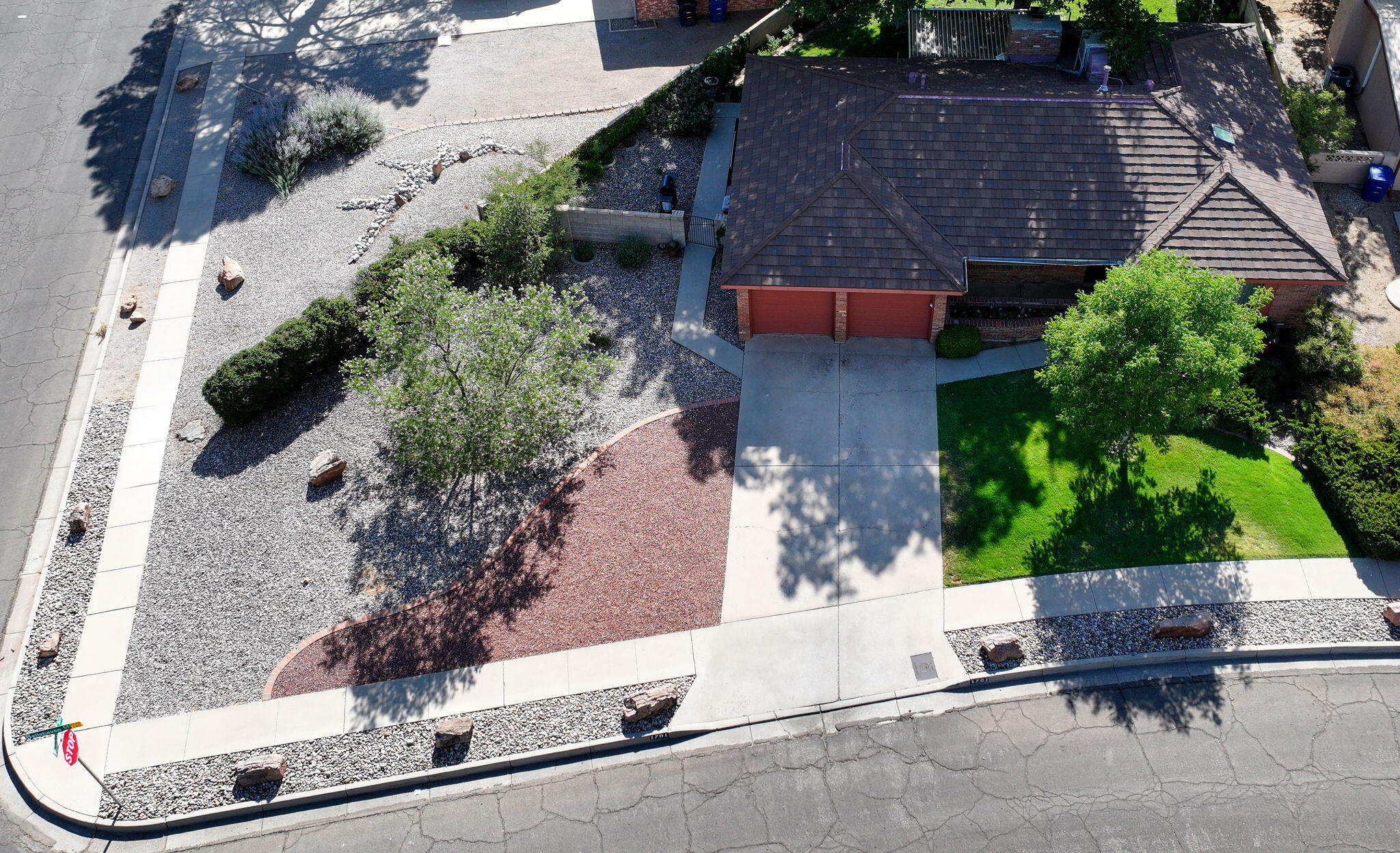 1701 Bellehaven Court NE