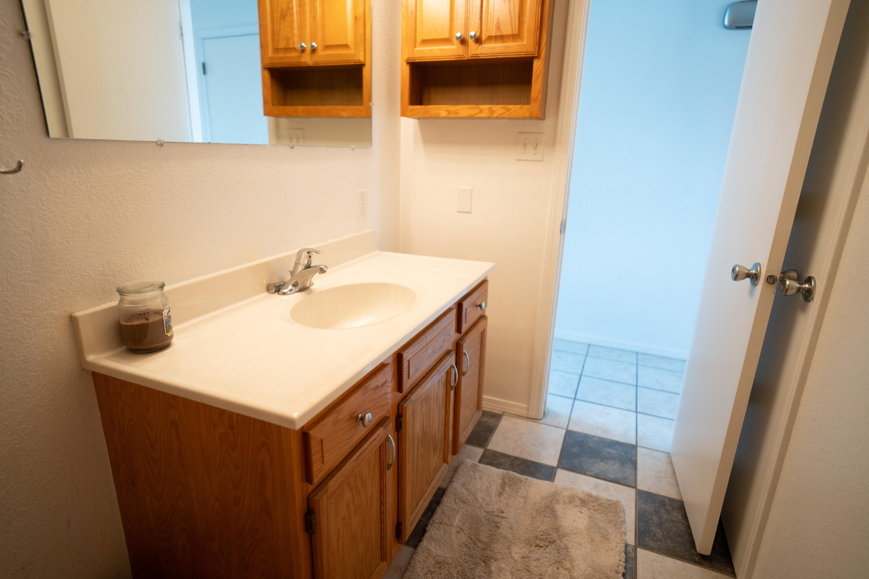 6532 Cathy Avenue NE