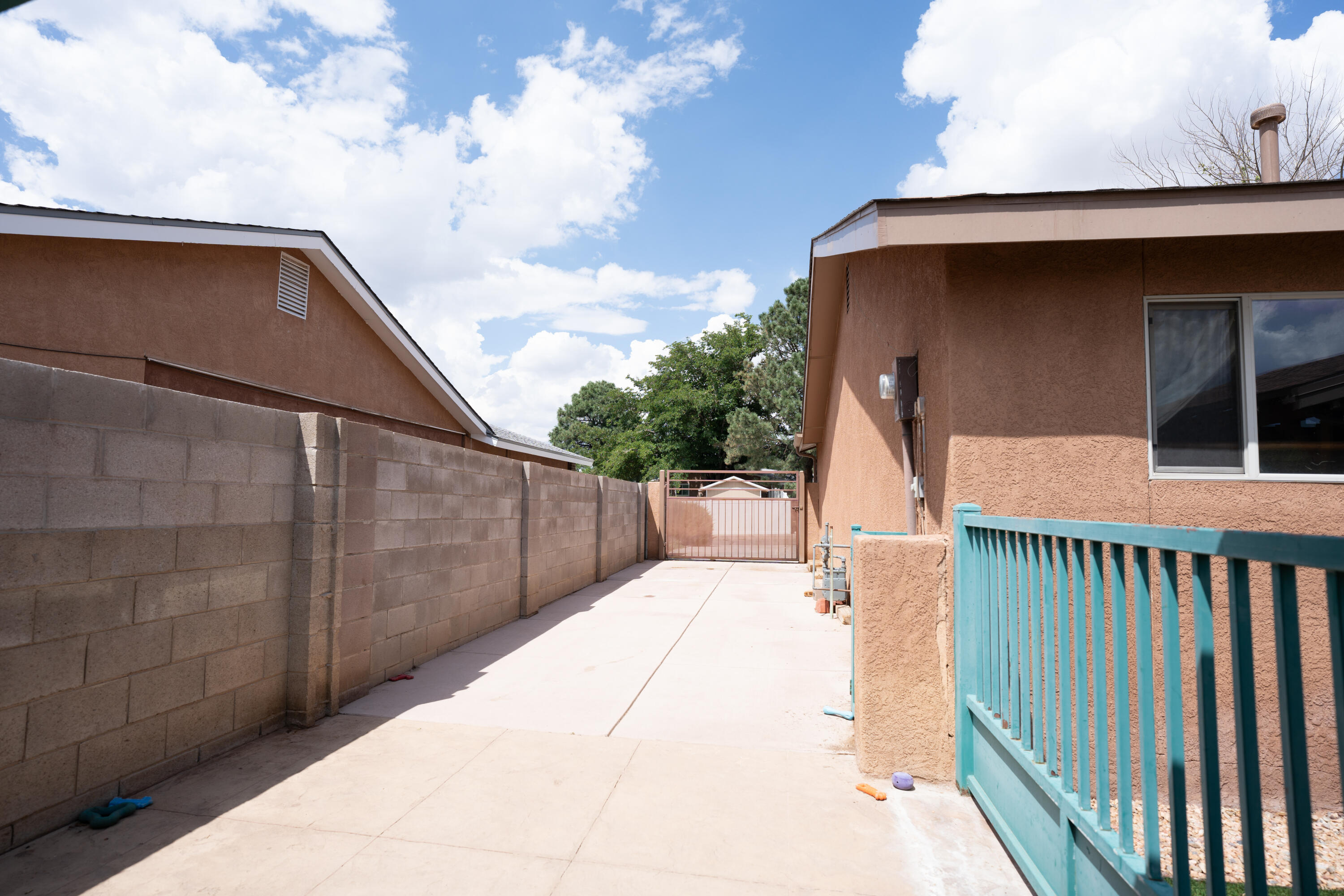 6532 Cathy Avenue NE