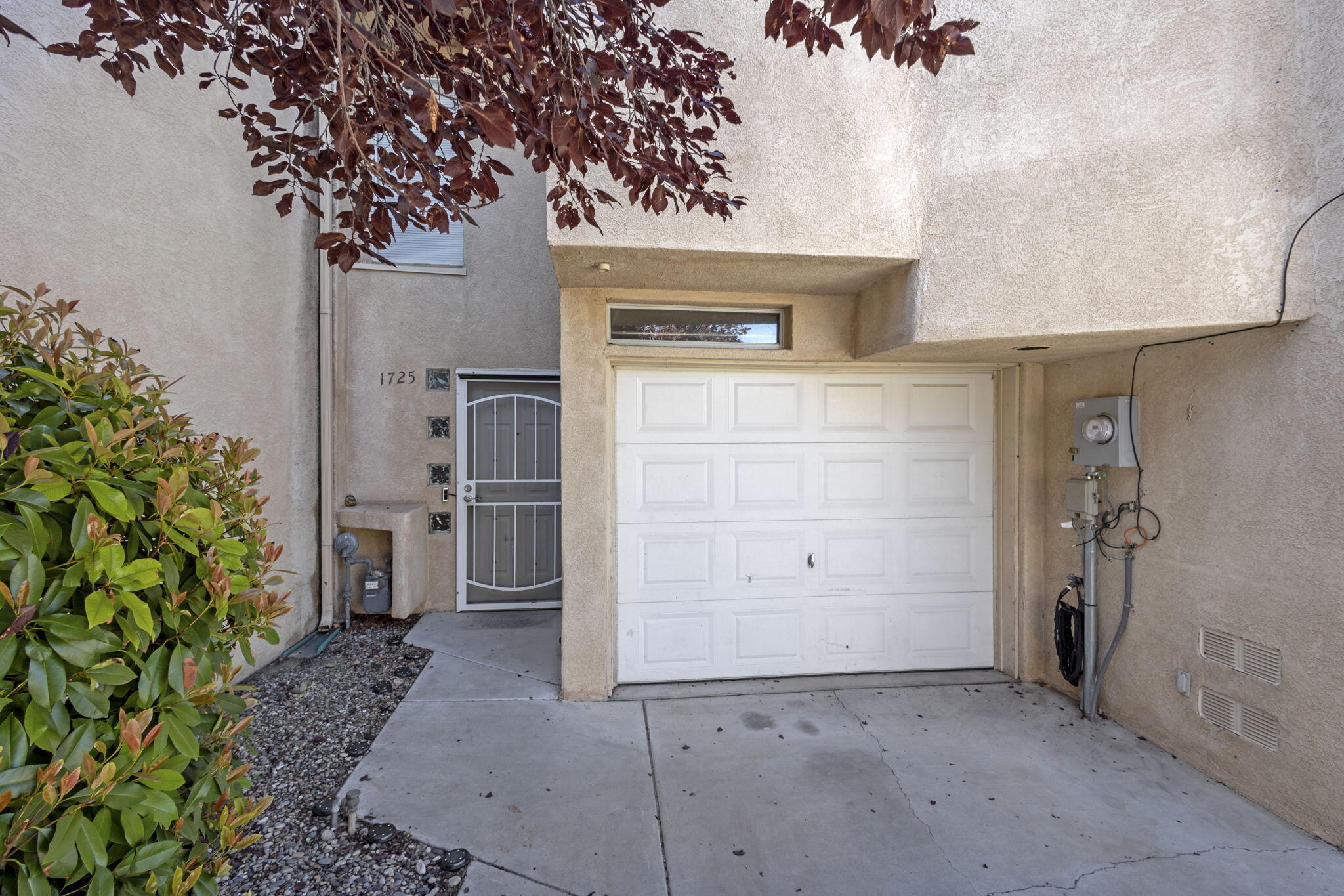 1725 Del Cielo Drive NW