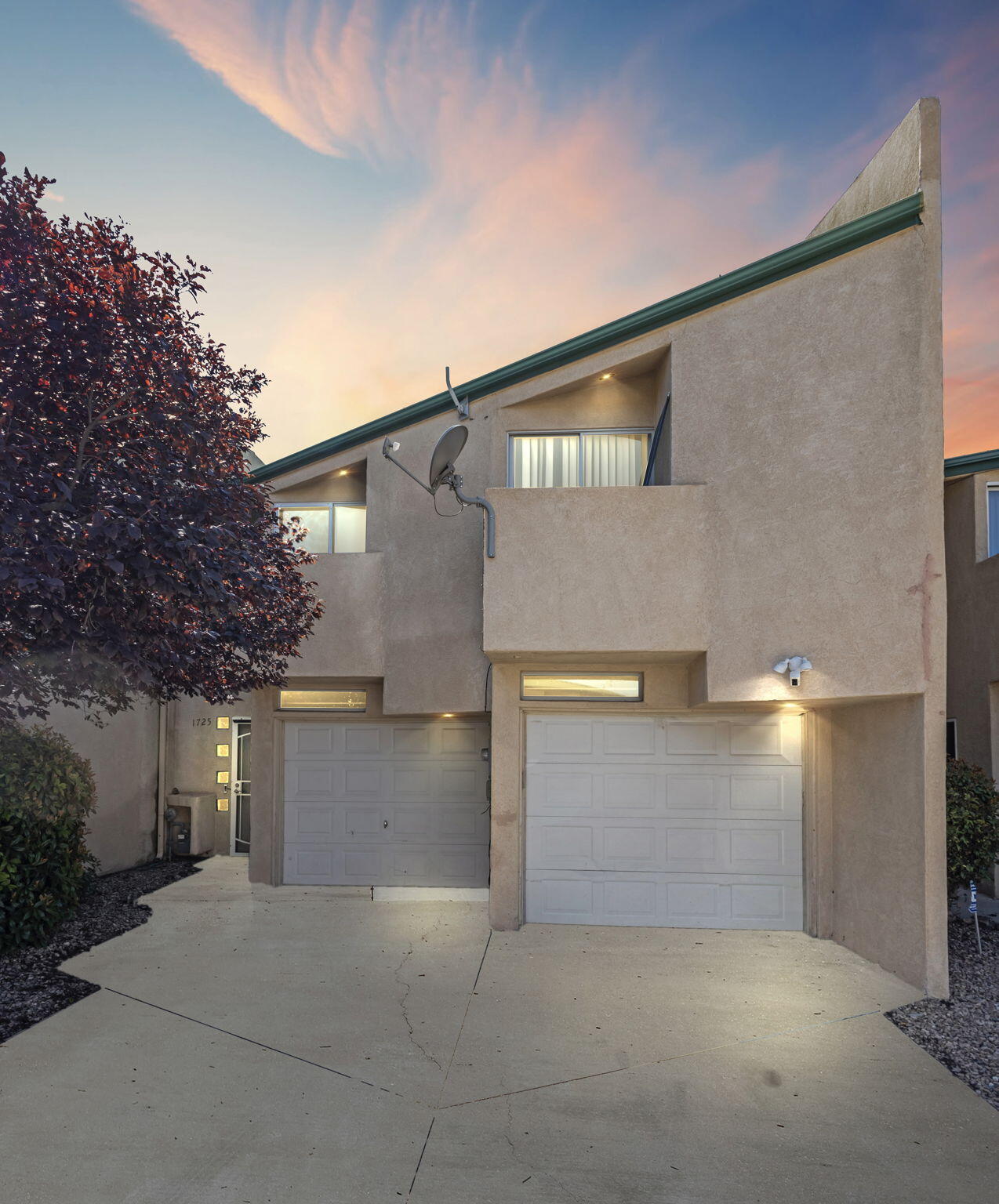 1725 Del Cielo Drive NW