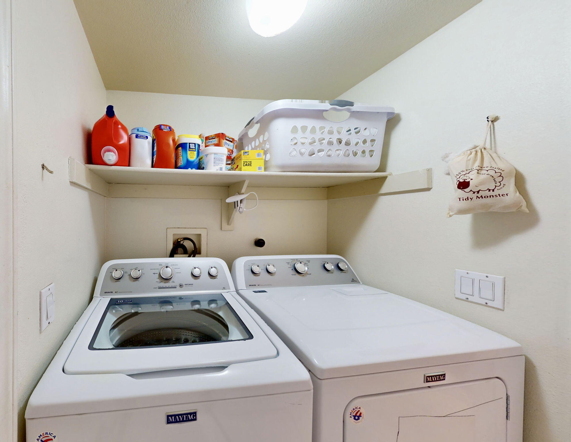 1725 Del Cielo Drive NW