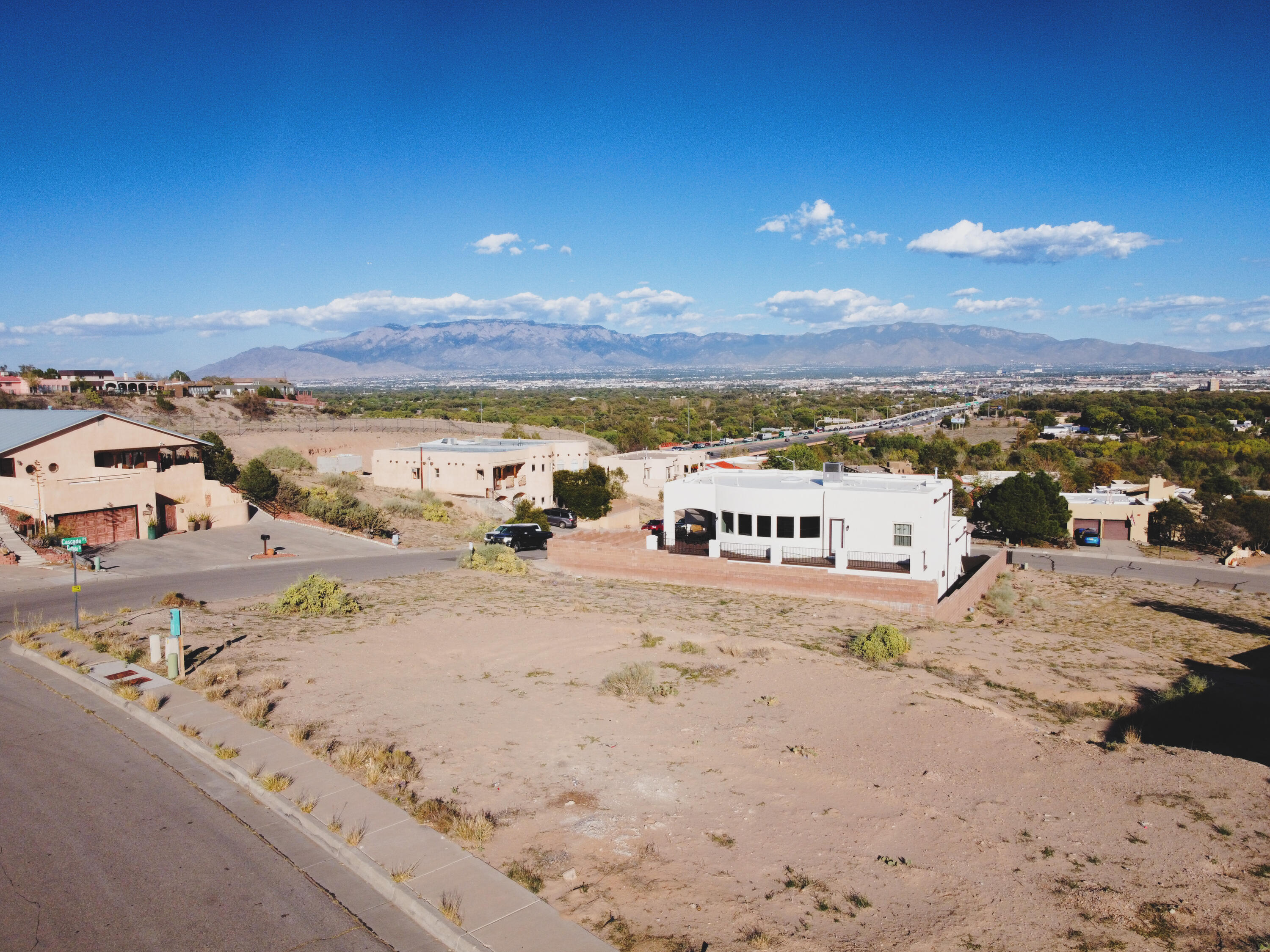 1756 Cliffside Drive NW