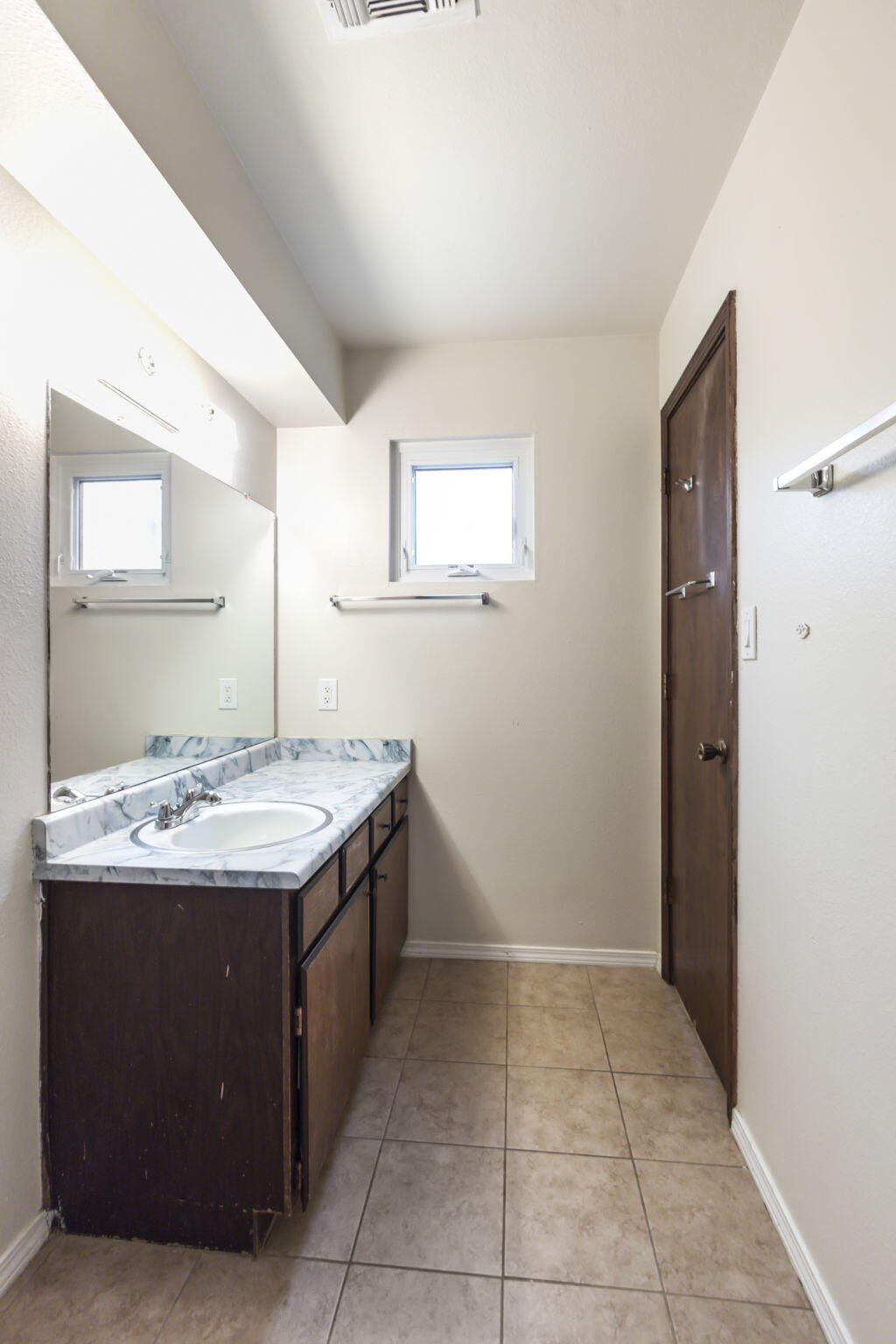 6419 Mitchell Road SE