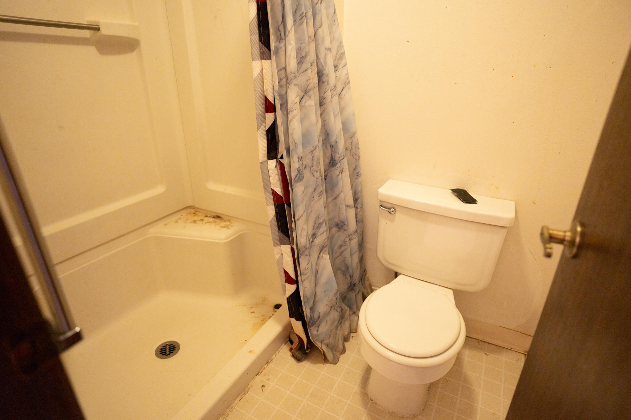 19 Lakeshore Drive NE