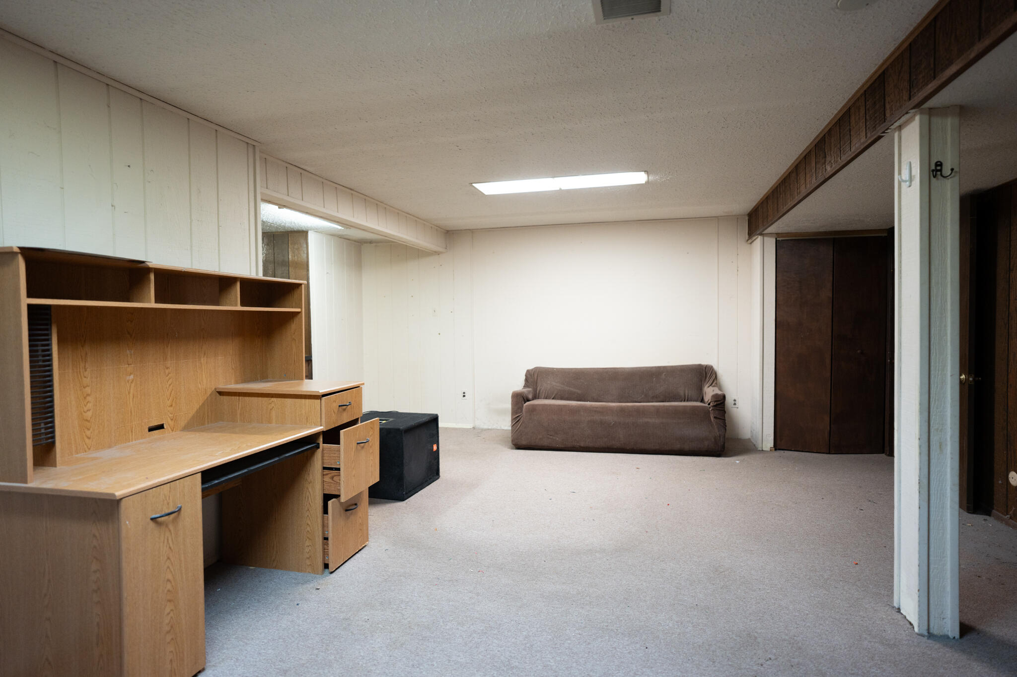 19 Lakeshore Drive NE