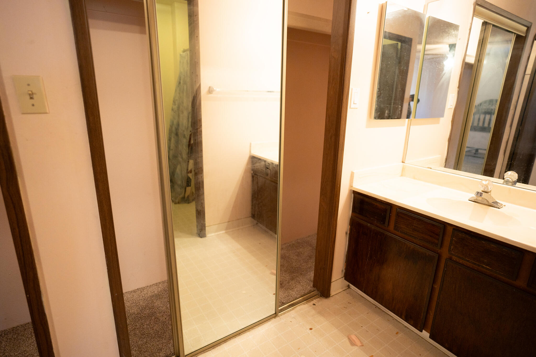 19 Lakeshore Drive NE